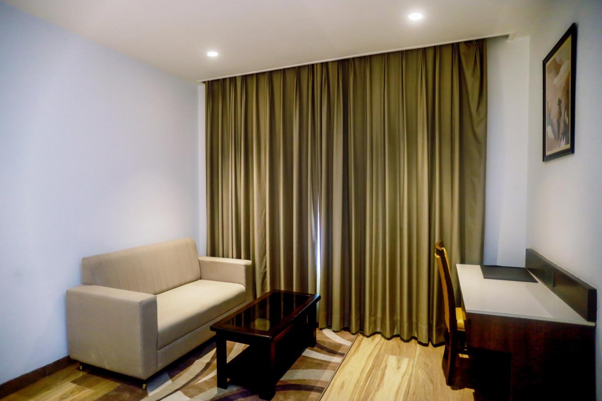 Regenta Place Gwalior Exterior photo